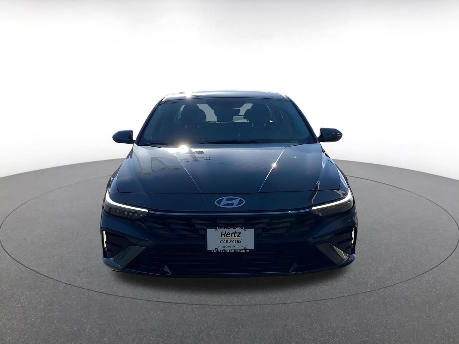 Used 2025 Hyundai Elantra SEL image 4