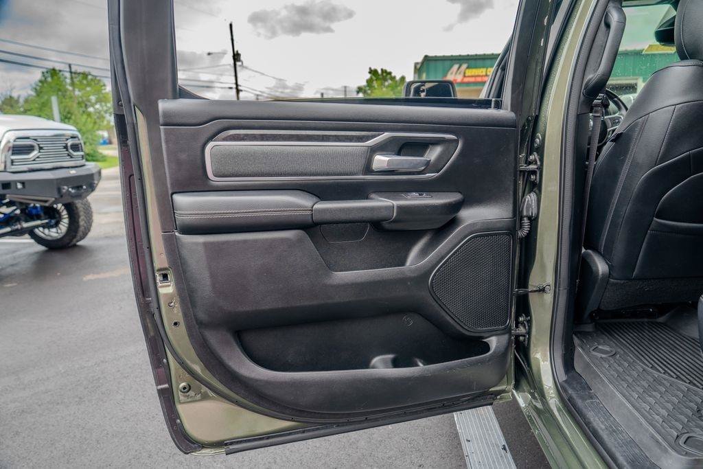 Used 2021 RAM 1500 Big Horn AWD/4WD image 18