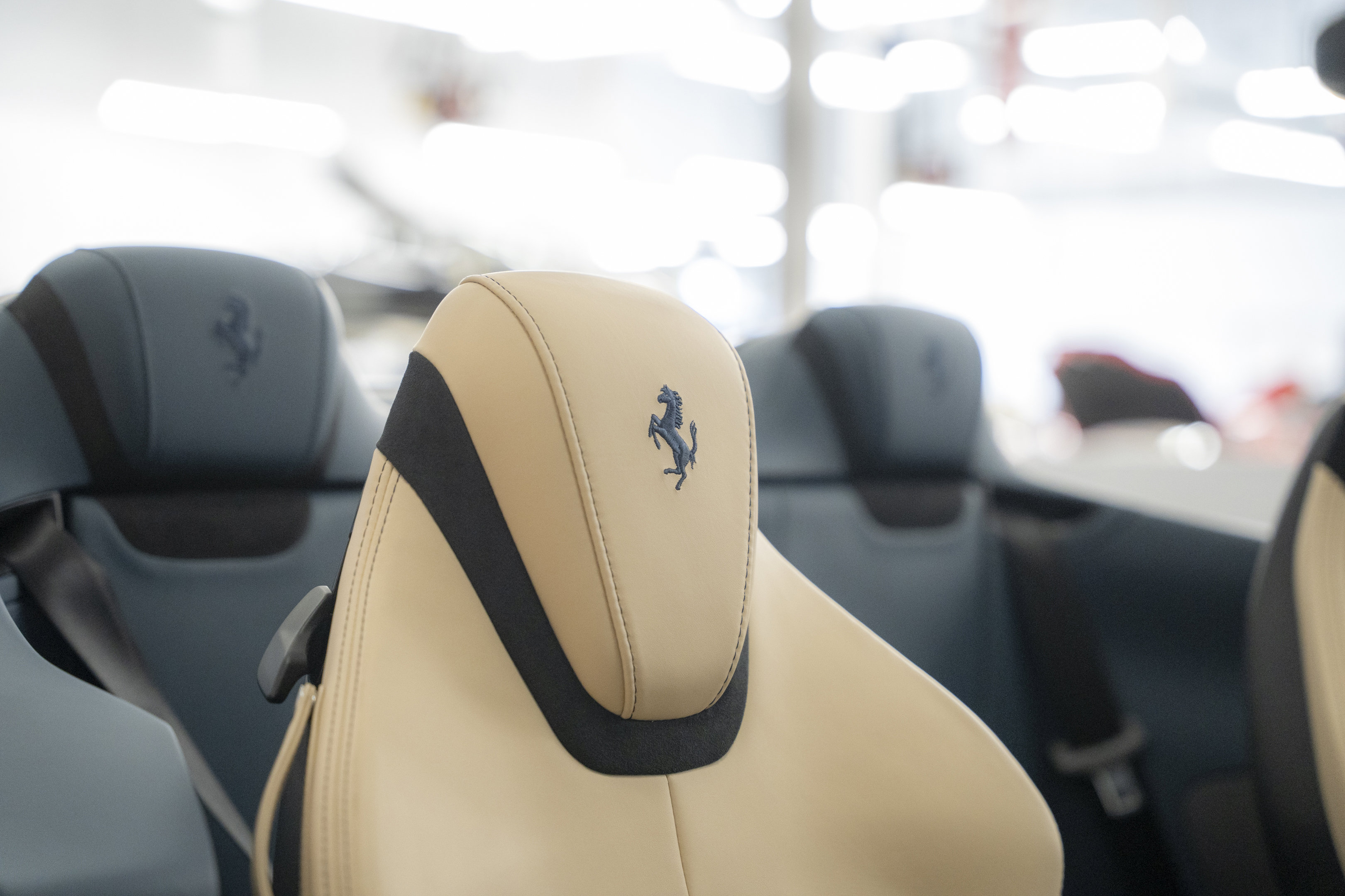 Certified 2025 Ferrari Roma Spider image 37