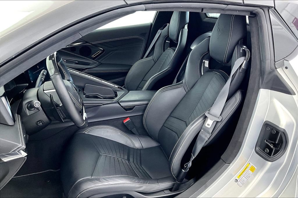 Used 2024 Chevrolet Corvette Z06 w/ Stealth Interior Trim Package RWD image 34