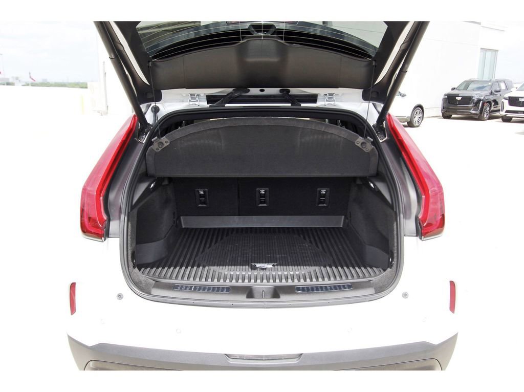 Certified 2024 Cadillac XT4 Premium Luxury w/ Technology Package image 29