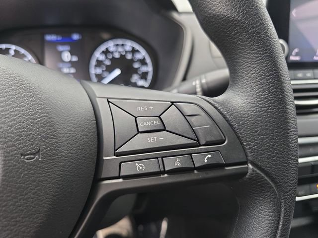 Used 2025 Nissan Altima 2.5 S image 34