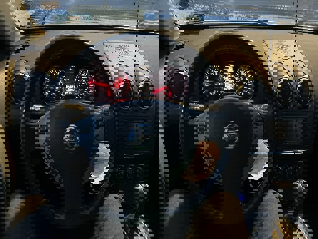 Used 2011 Nissan Rogue SV w/ SL Pkg image 17