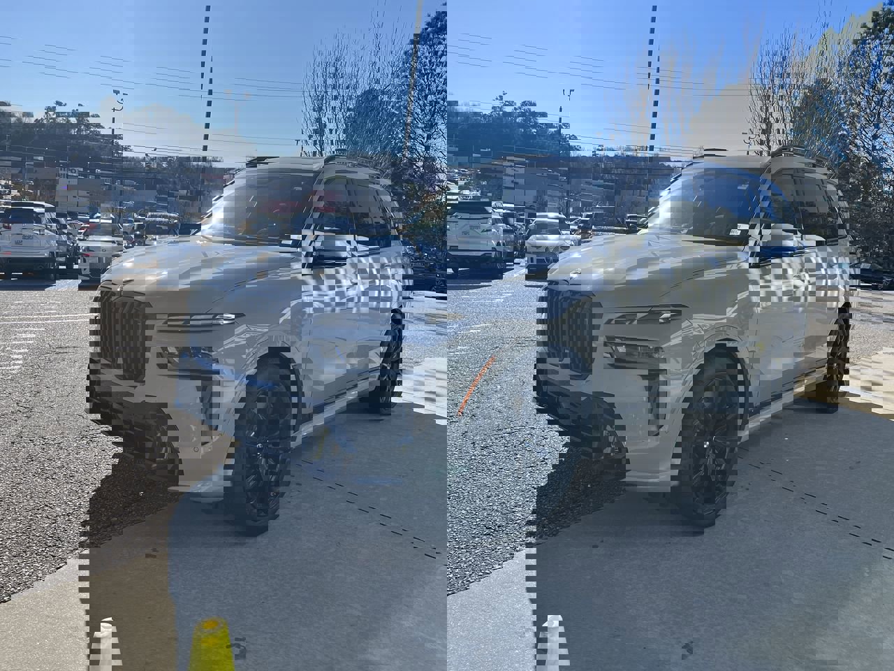 New 2026 BMW X7 xDrive40i image 4