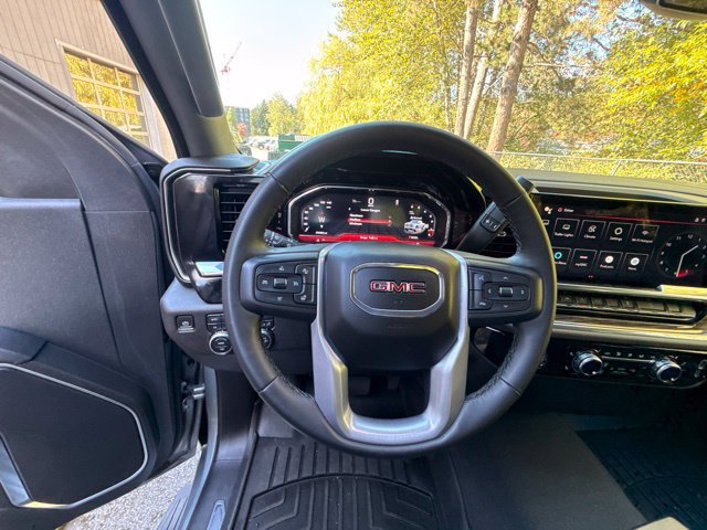 Used 2024 GMC Sierra 1500 Elevation AWD/4WD image 10