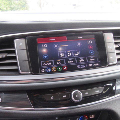 Certified 2024 Buick Enclave Premium image 26