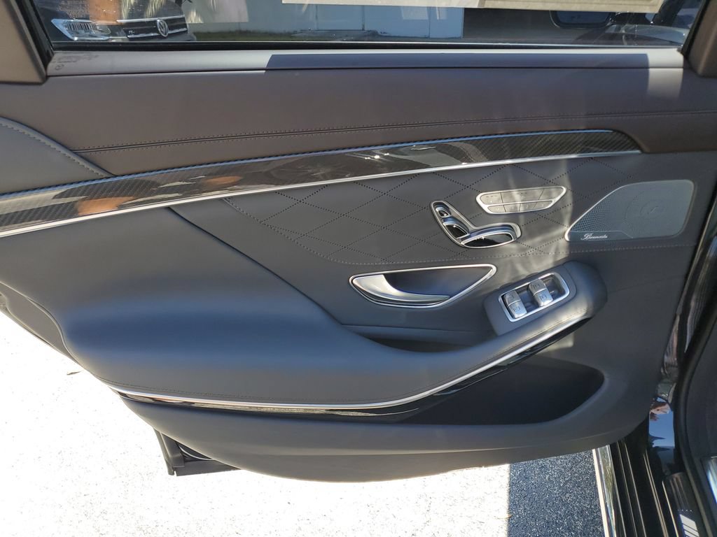 Used 2019 Mercedes-Benz S 63 AMG S 4MATIC Sedan image 12