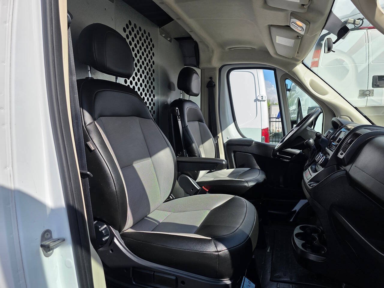 Used 2021 RAM ProMaster 2500 FWD image 10