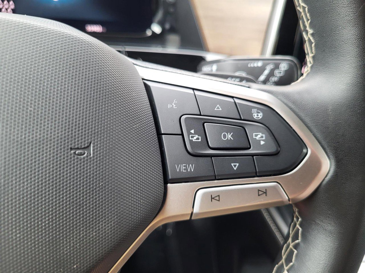 Used 2024 Volkswagen Atlas SE image 20