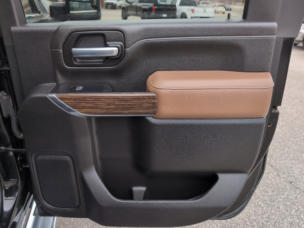 Used 2023 Chevrolet Silverado 2500 High Country image 19