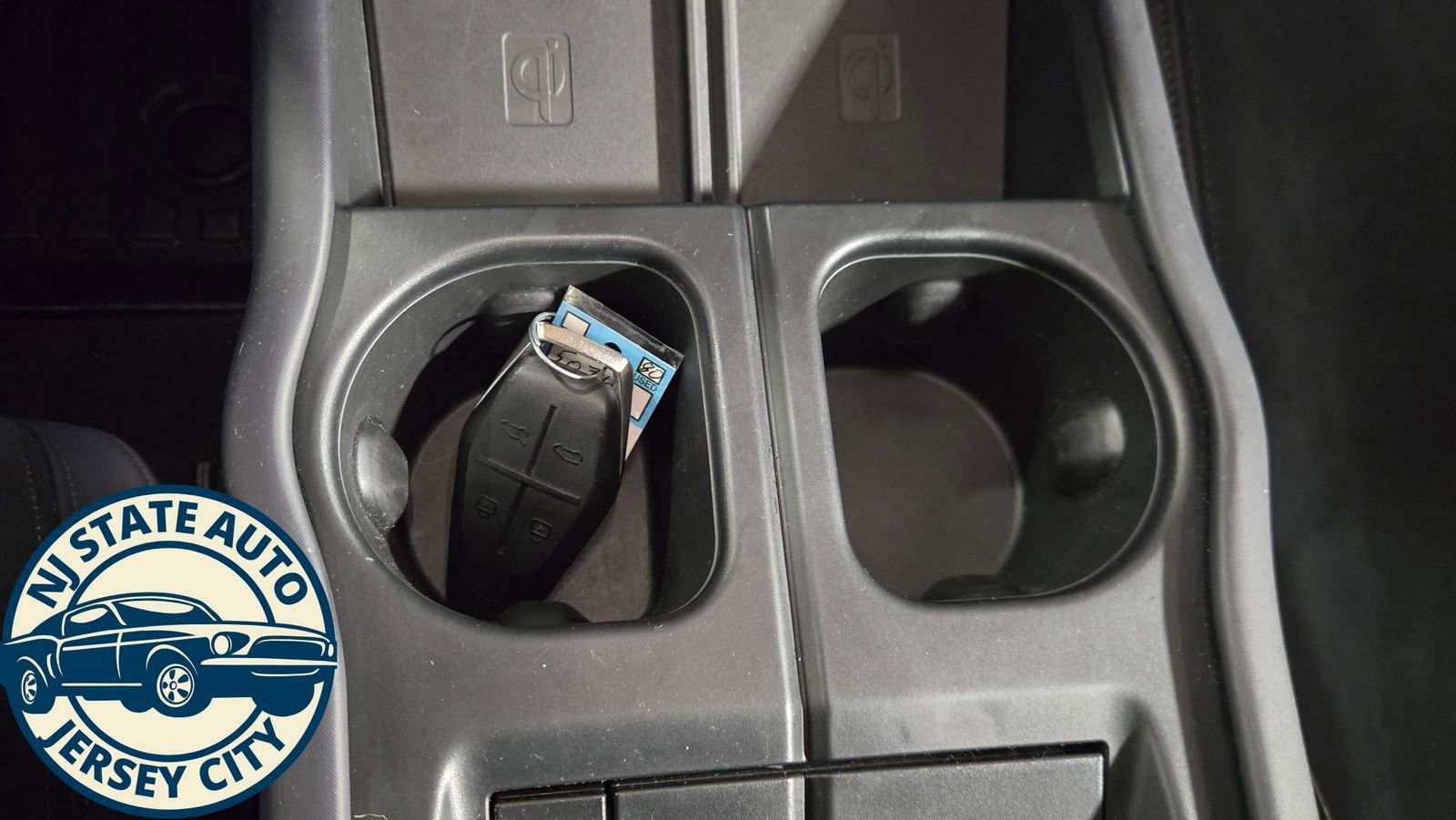 Used 2023 Fisker Ocean One image 19