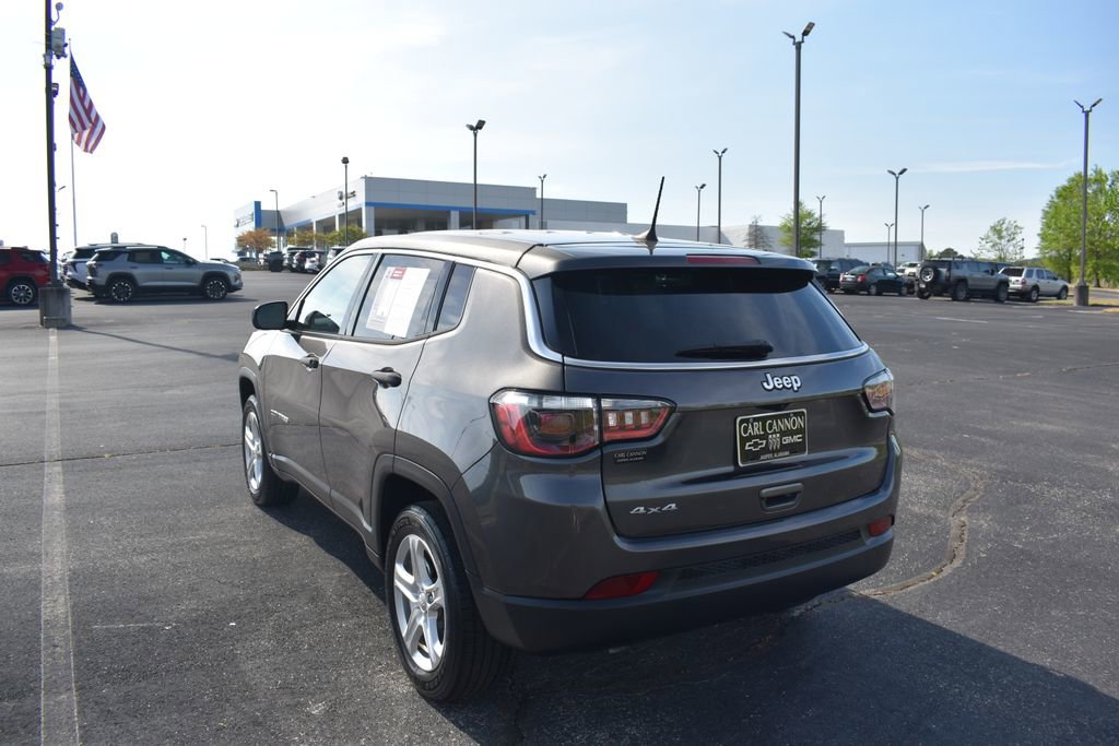 Used 2023 Jeep Compass Sport image 5