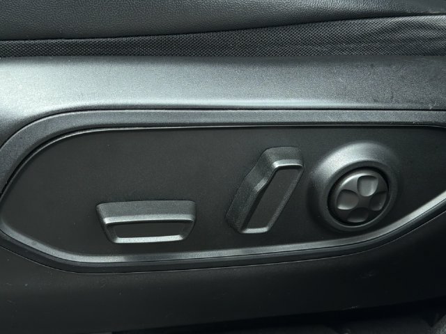 Used 2022 Jeep Grand Cherokee Limited AWD/4WD image 22