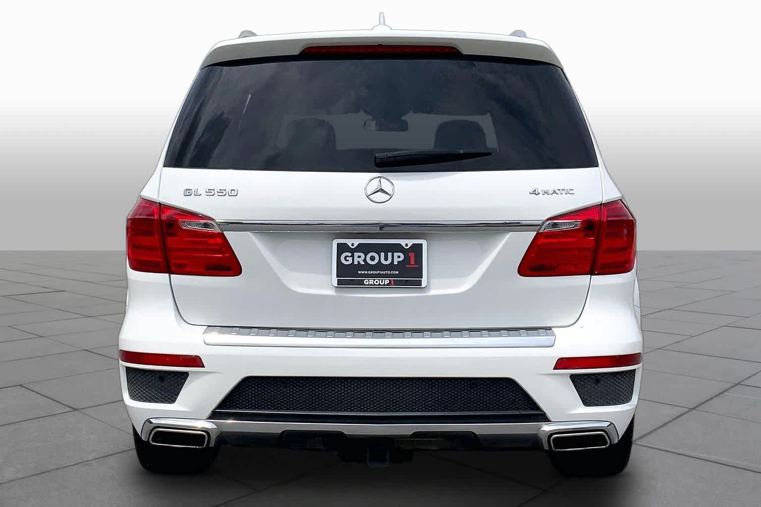 Used 2014 Mercedes-Benz GL 550 4MATIC image 5
