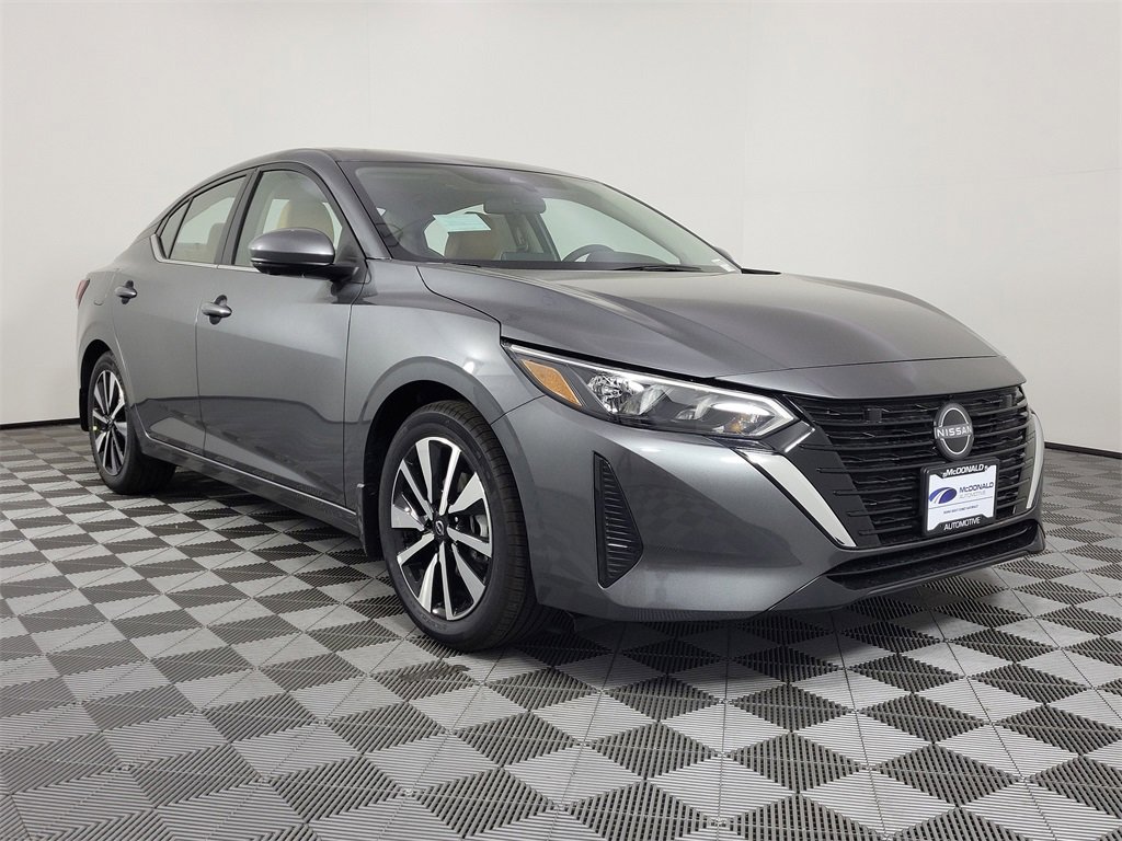 New 2025 Nissan Sentra SV w/ SV Premium Package image 5