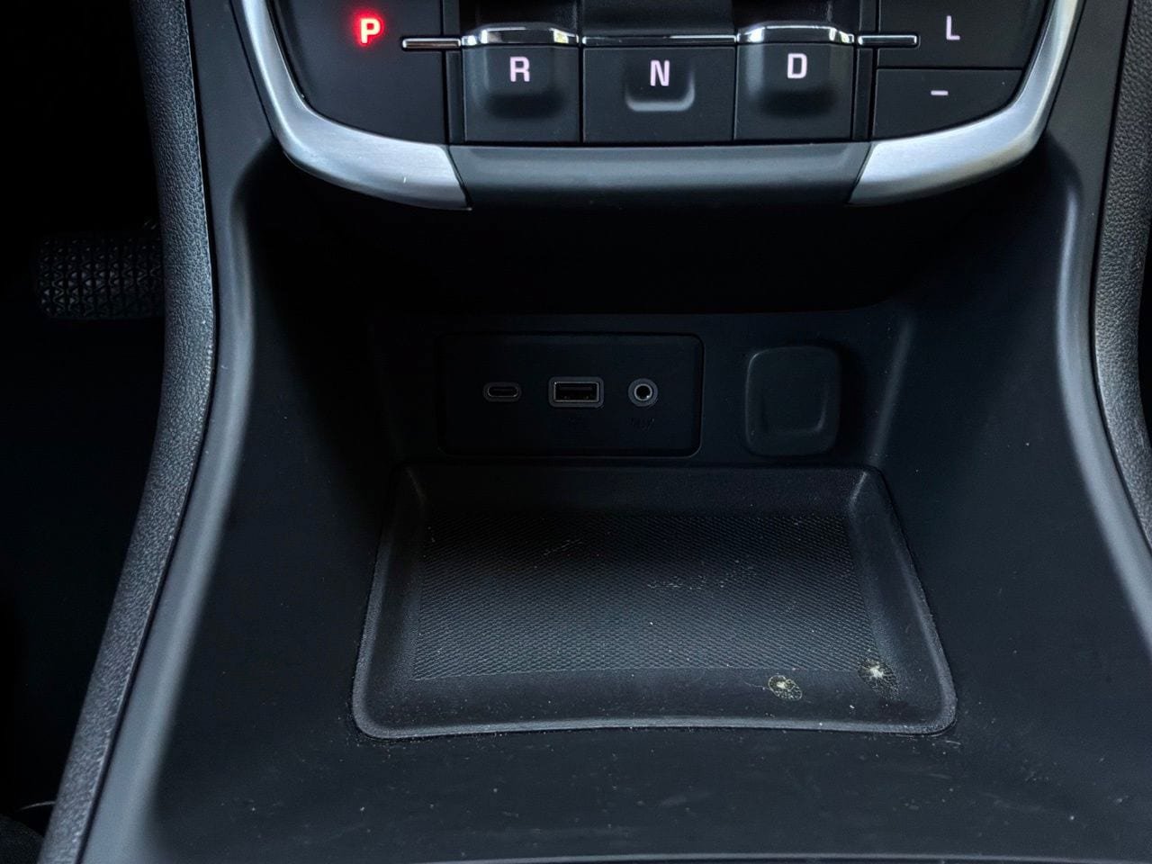 Used 2024 GMC Terrain SLE FWD image 22