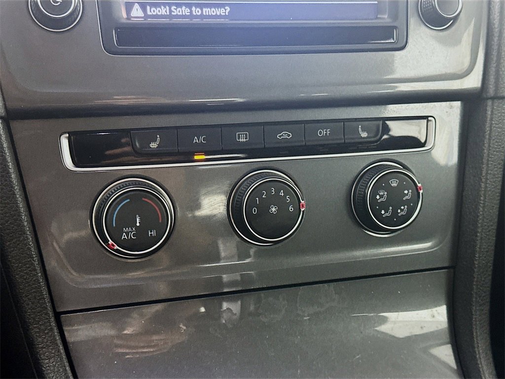 Used 2017 Volkswagen Golf Alltrack SE image 17