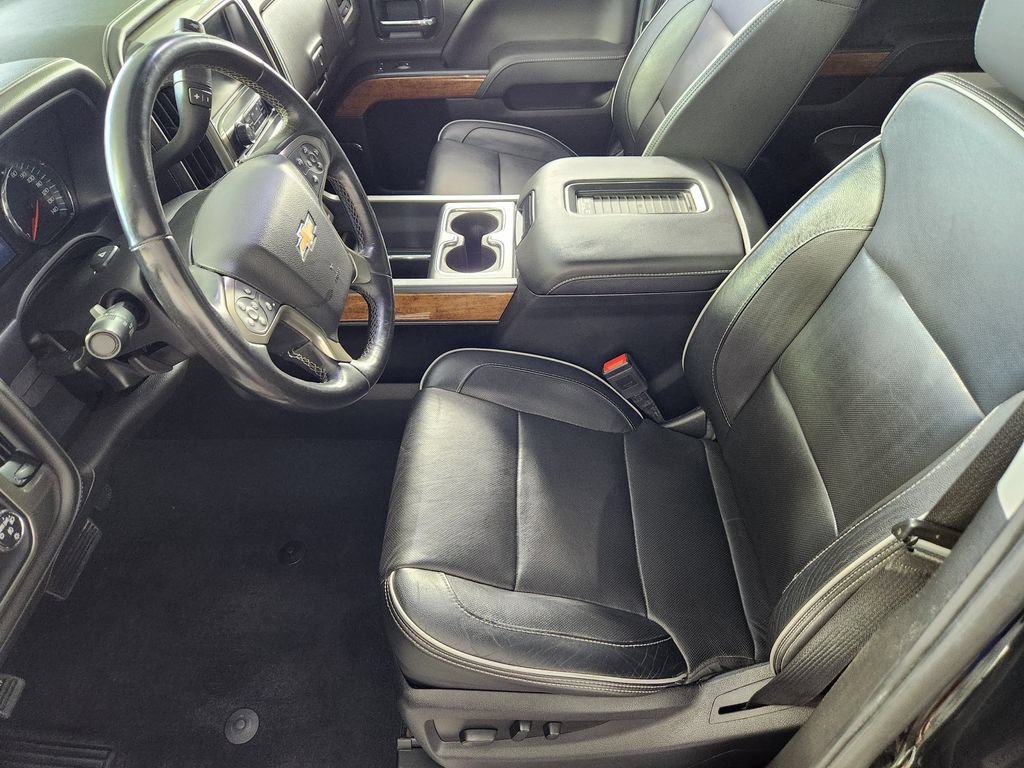 Used 2019 Chevrolet Silverado 2500 High Country w/ Duramax Plus Package AWD/4WD image 12
