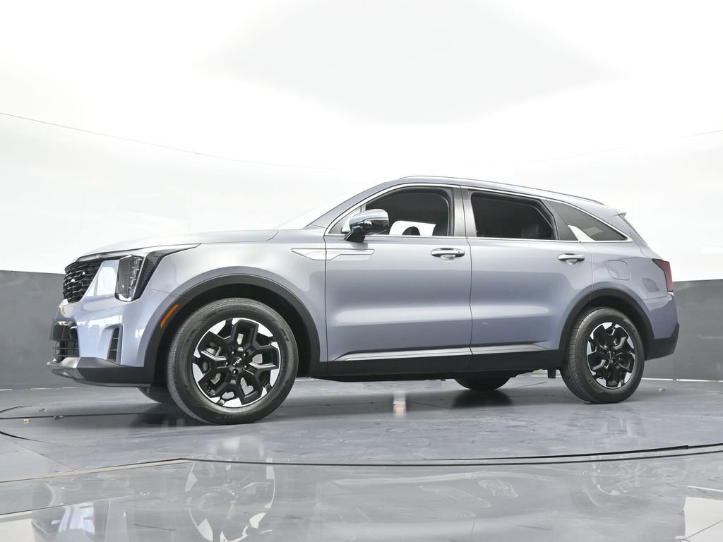Used 2025 Kia Sorento S FWD image 57