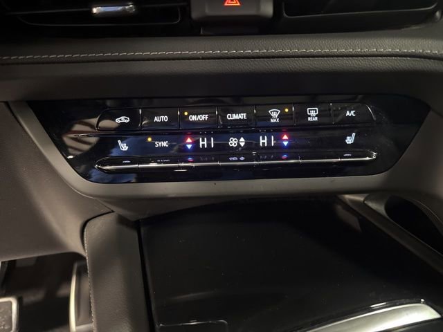 Used 2022 Buick Envision Essence w/ Sport Touring Package image 24