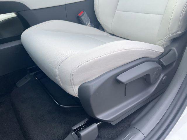 New 2026 Hyundai Santa Fe SE image 24