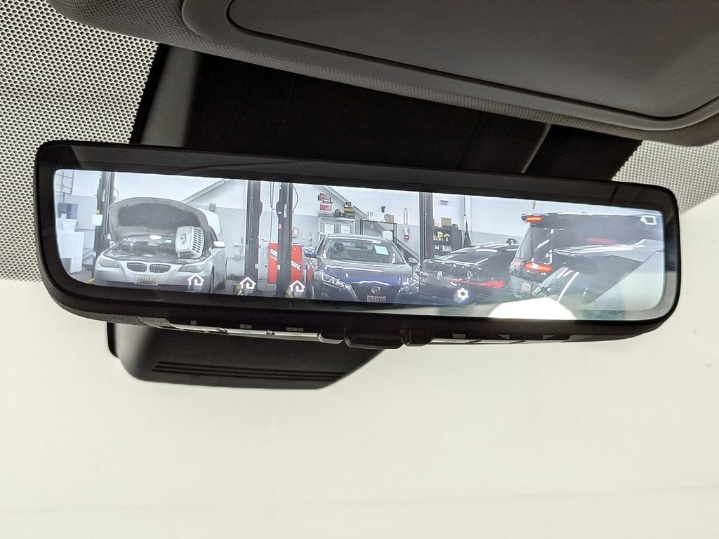 Used 2023 Toyota RAV4 XLE Premium image 27