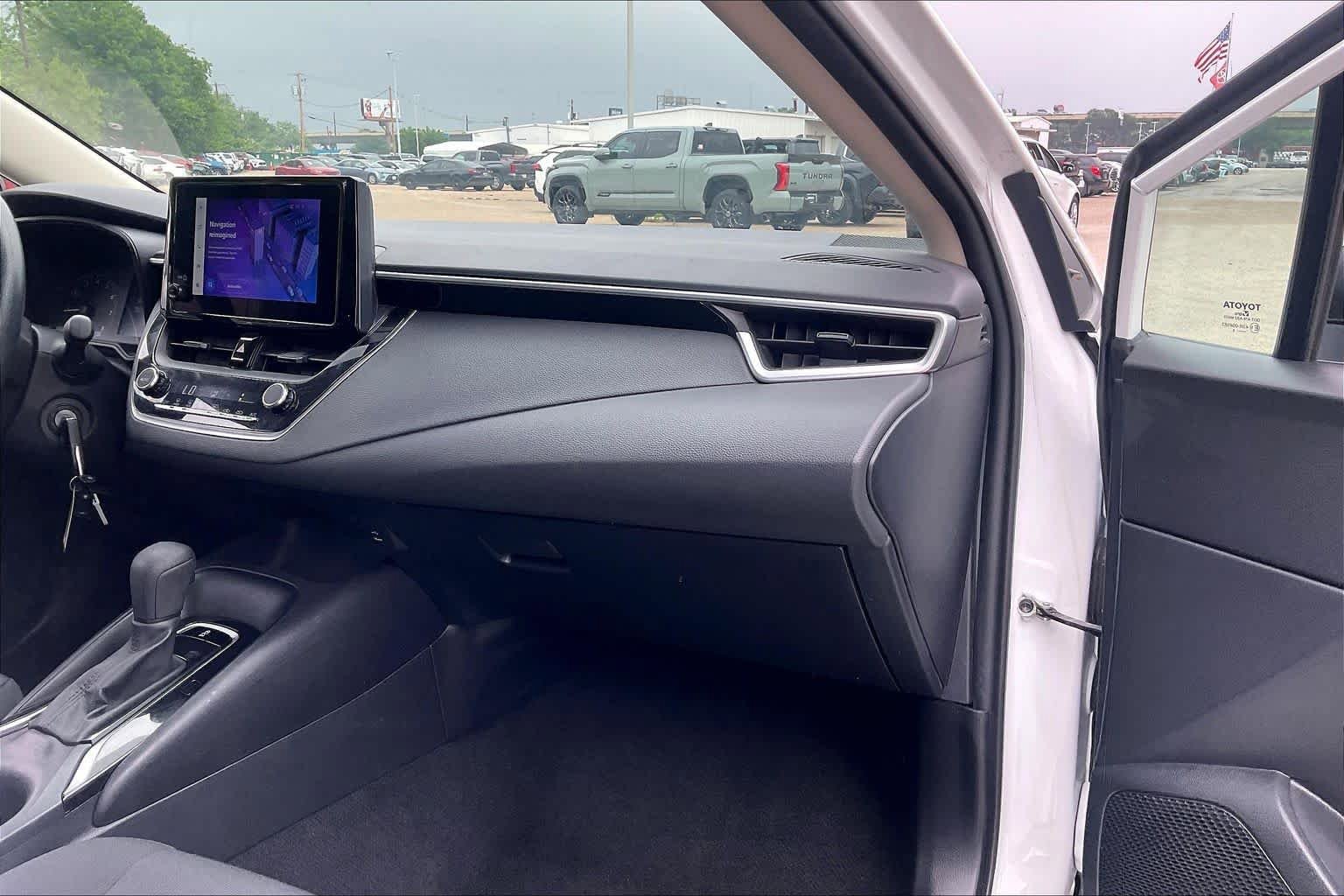 Used 2023 Toyota Corolla LE FWD image 18