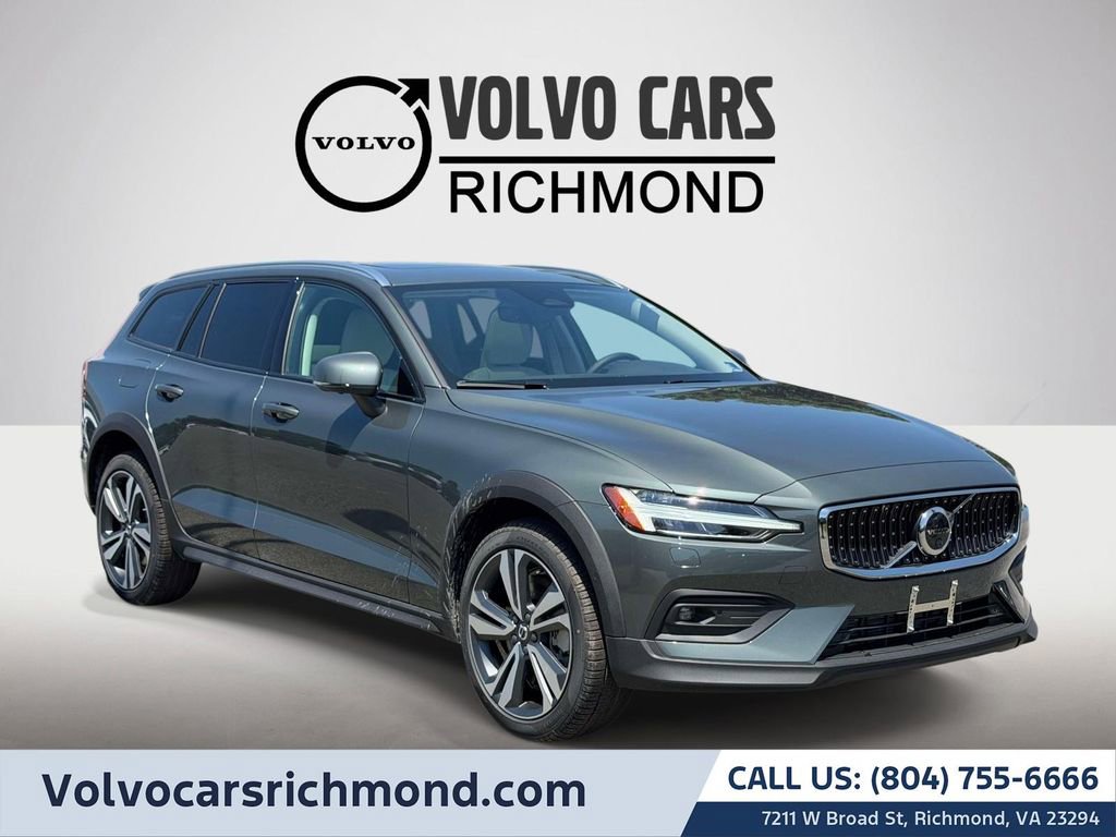 New 2026 Volvo V60 B5 Cross Country Plus w/ Climate Package AWD/4WD image 1