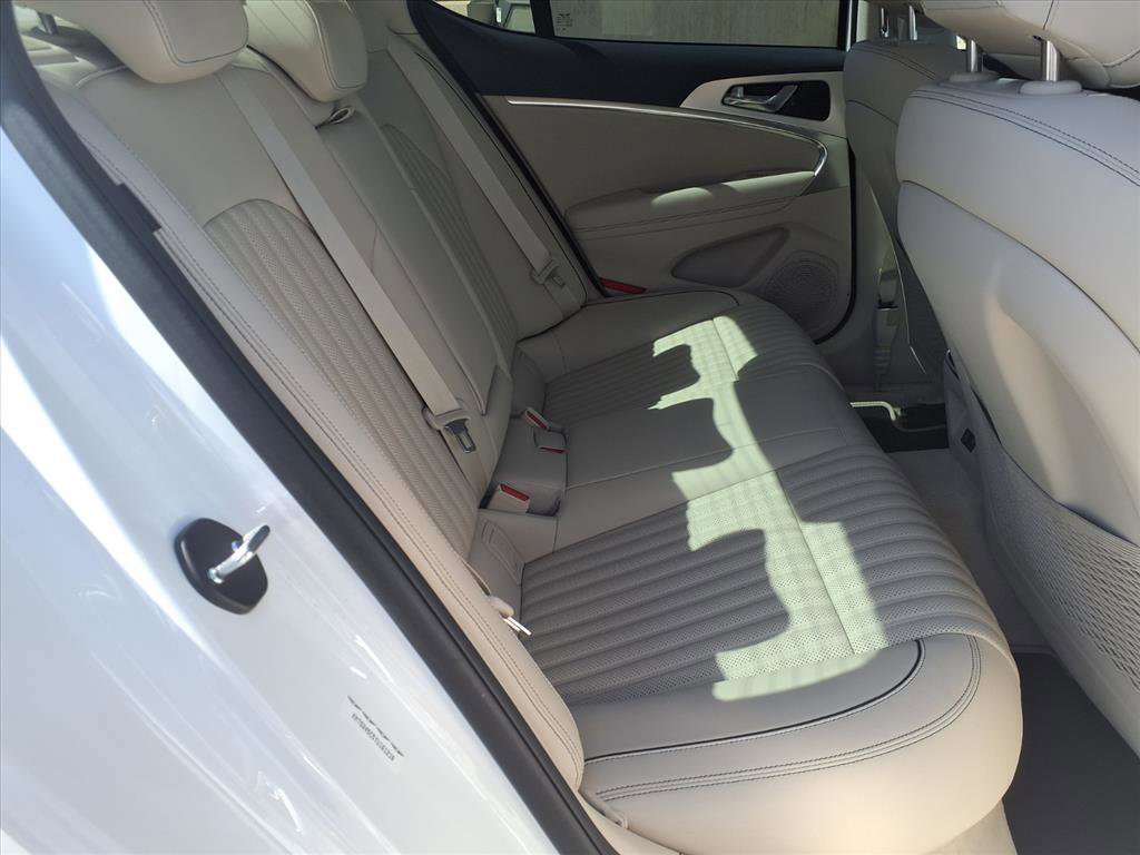 Certified 2026 Genesis G70 2.5T Prestige image 14