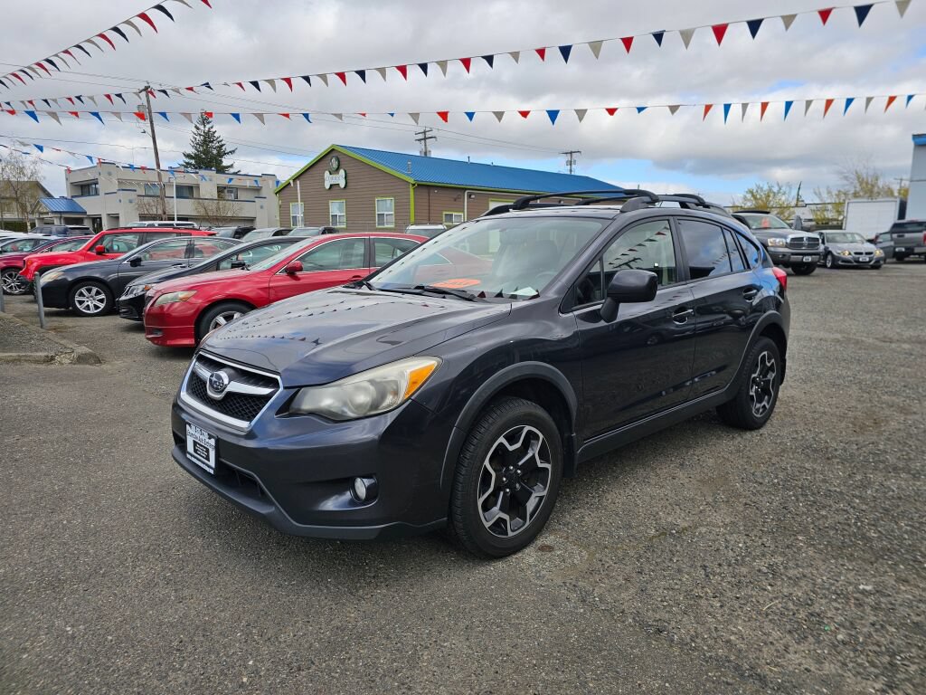 Used 2013 Subaru Crosstrek 2.0i Limited w/ Popular Pkg 2 AWD/4WD image 3