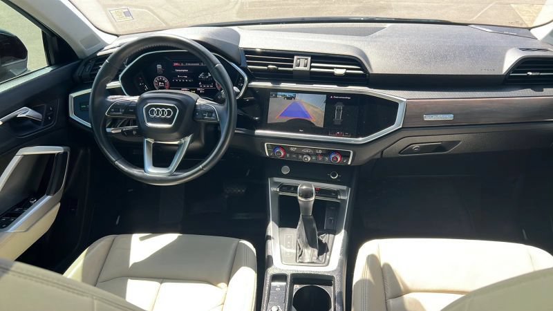 Used 2019 Audi Q3 2.0T Premium Plus w/ Premium Plus Package AWD/4WD image 7
