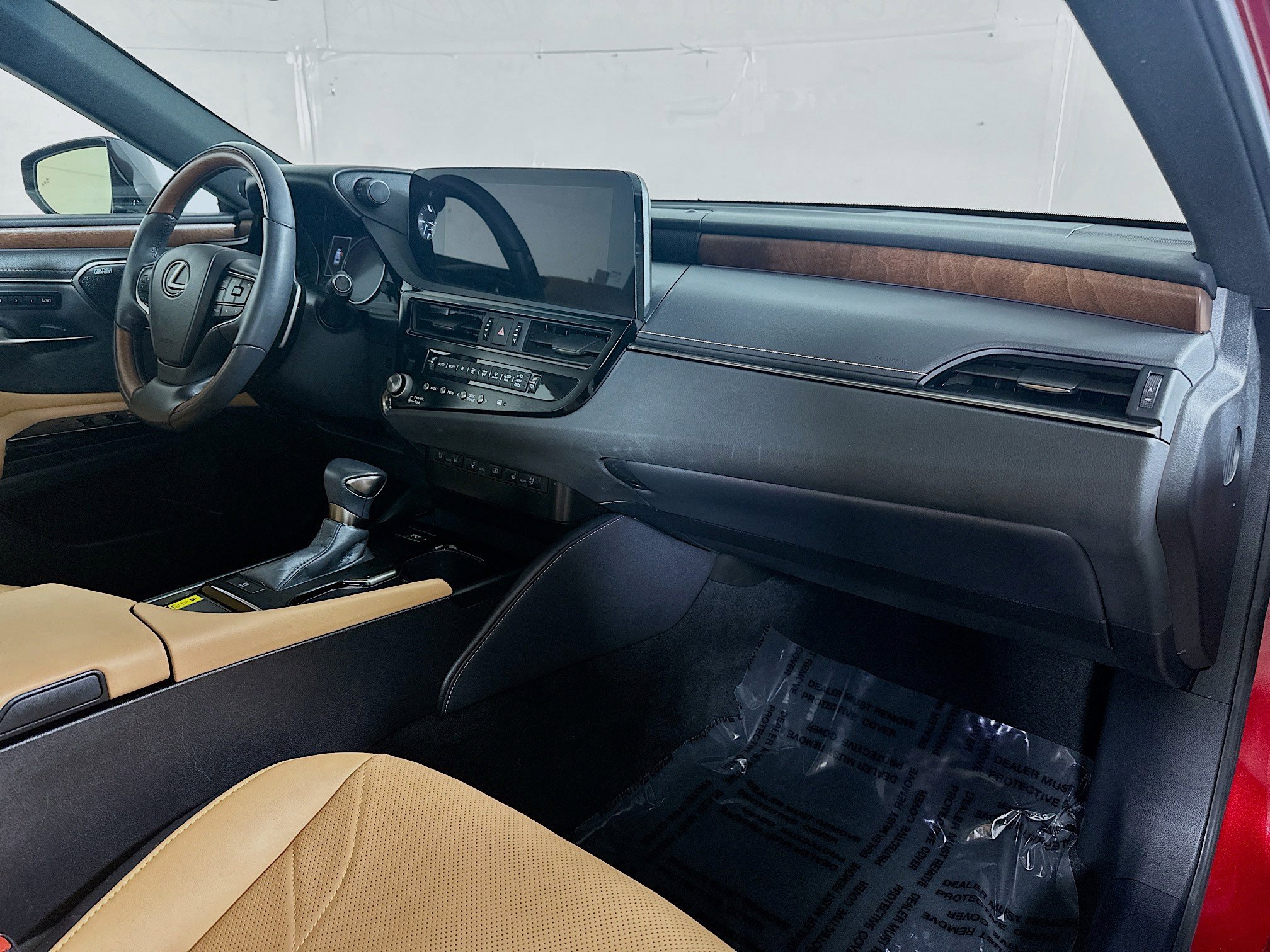 Certified 2024 Lexus ES 350 Ultra Luxury w/ Accessory Package (Z2) FWD image 30