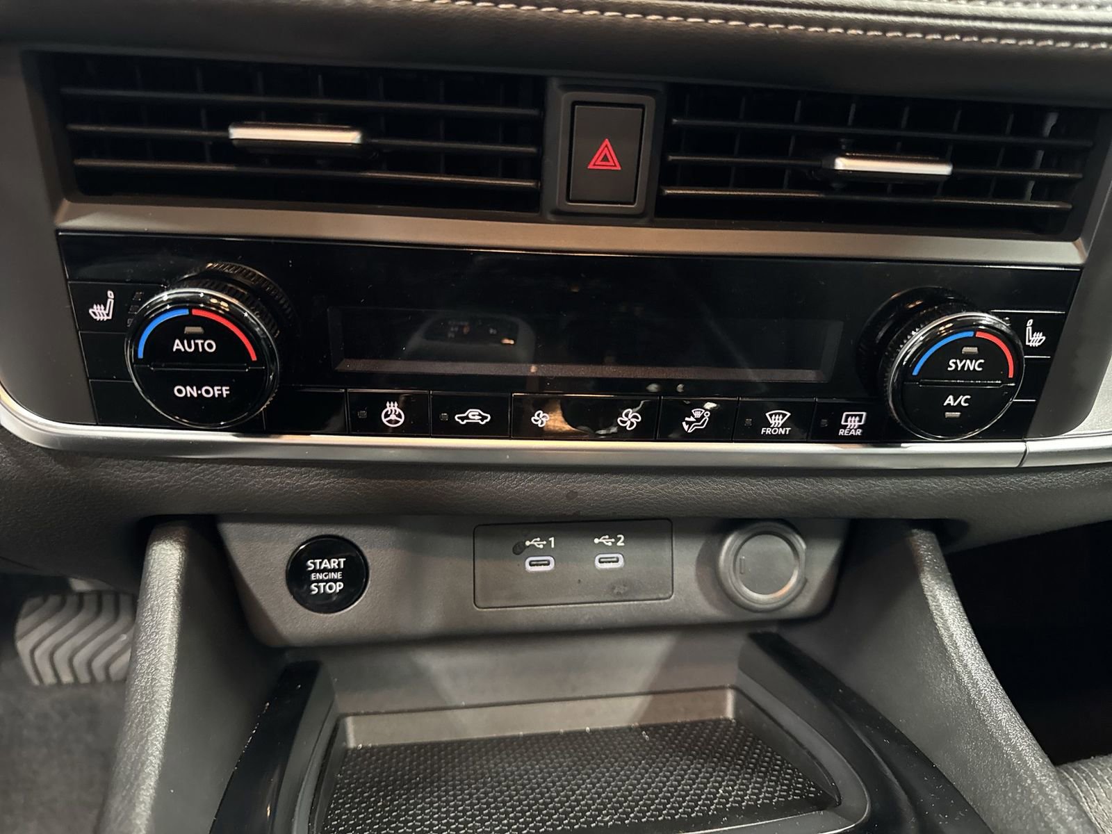 Certified 2026 Nissan Rogue SV w/ Cold Weather Package image 18