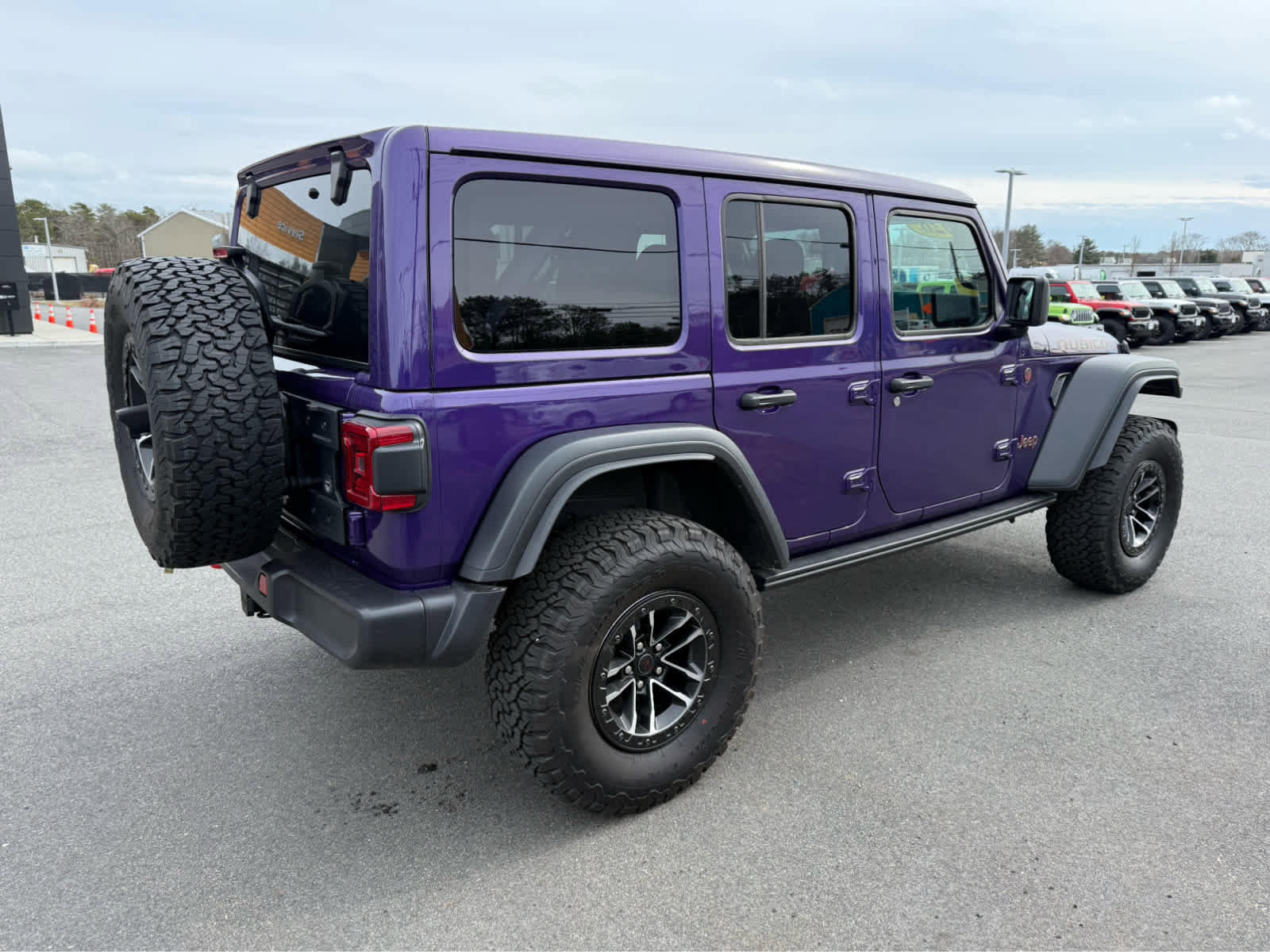 Used 2026 Jeep Wrangler Unlimited Rubicon w/ Xtreme 35 Tire Package image 14