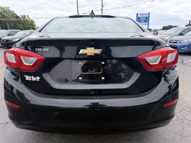 Used 2017 Chevrolet Cruze LS FWD image 8