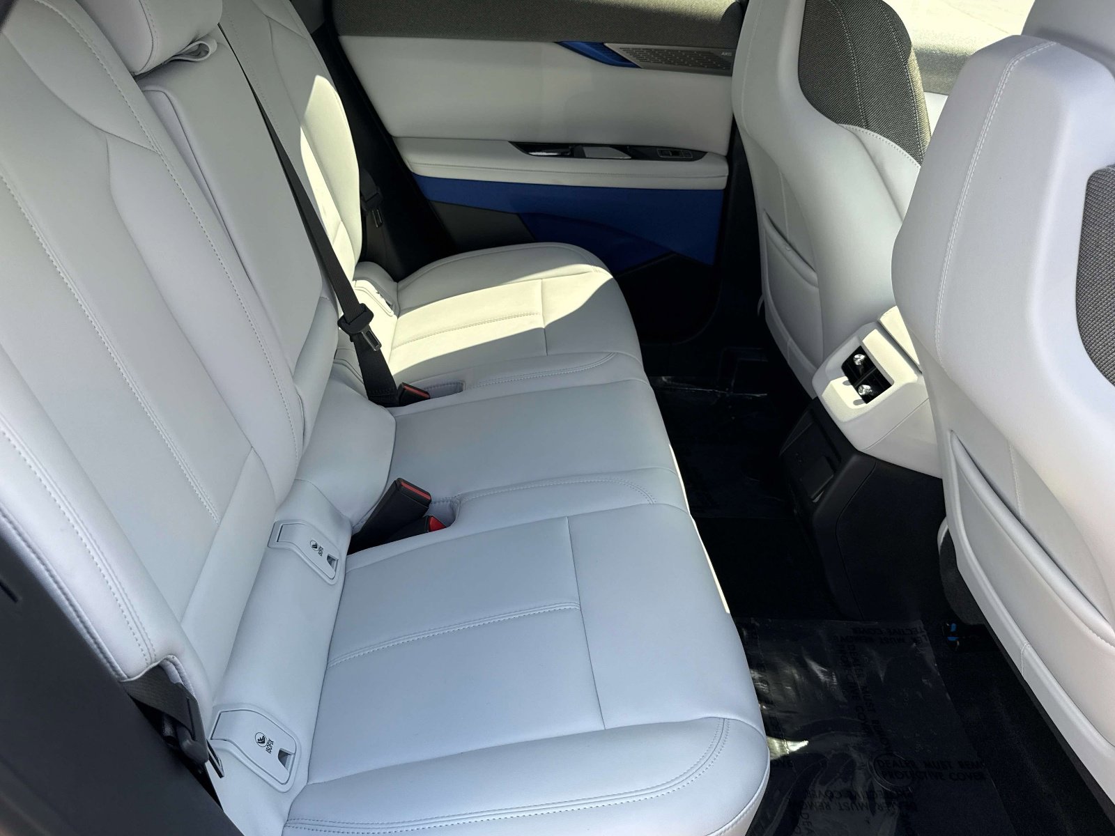 Used 2026 Cadillac Optiq Sport 1 w/ LPO, Floor Liner Package AWD/4WD image 31