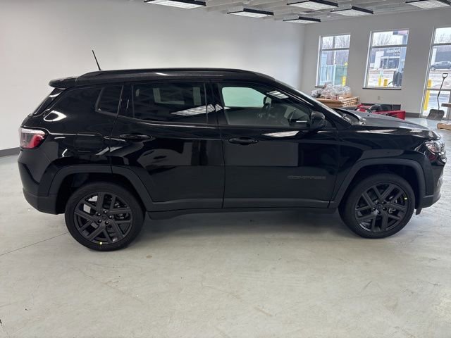 New 2026 Jeep Compass Latitude AWD/4WD image 9