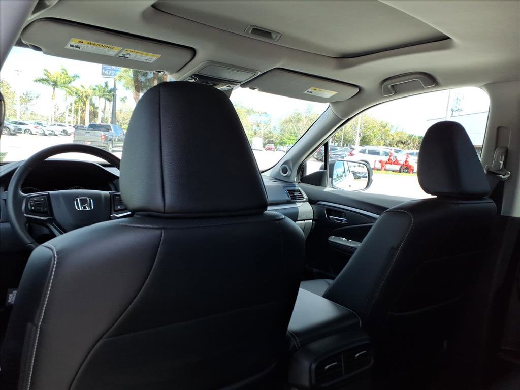 Used 2025 Honda Ridgeline RTL image 8