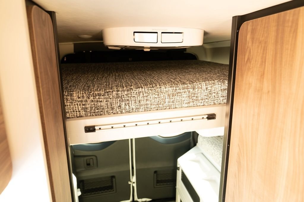Used 2023 Mercedes-Benz Sprinter 2500 image 64