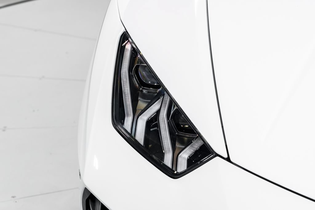 Used 2023 Lamborghini Huracan EVO RWD image 46