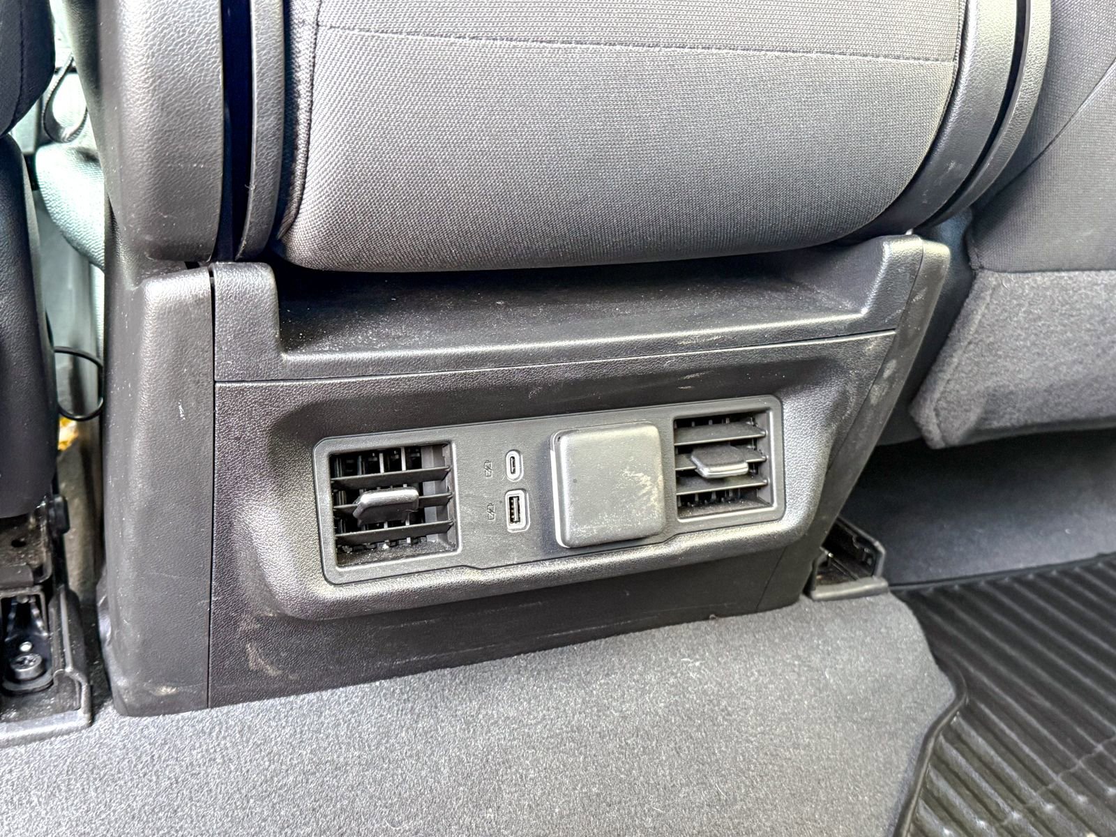 Certified 2026 Chevrolet Silverado 1500 LT AWD/4WD image 33