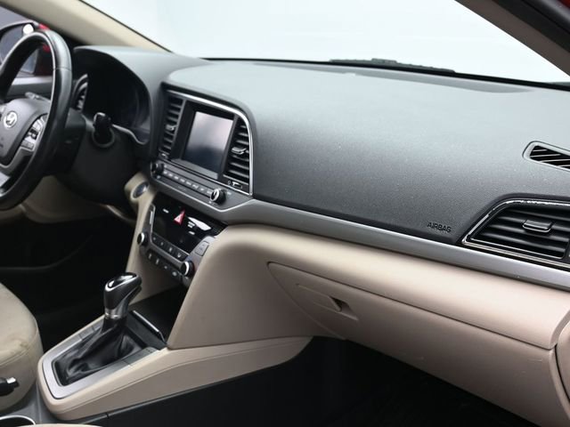 Used 2017 Hyundai Elantra Value Edition image 28