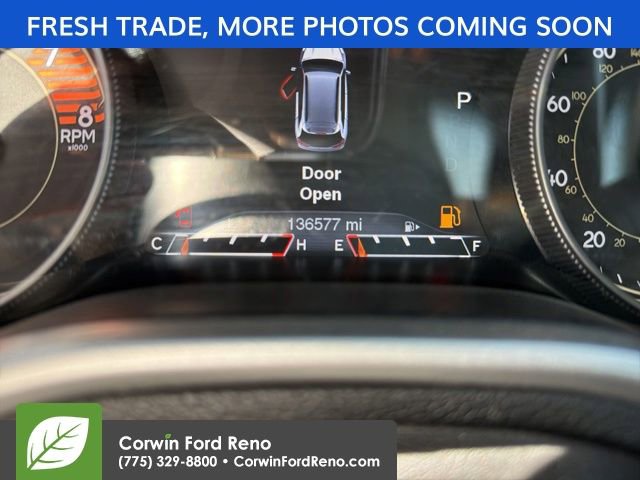 Used 2018 Jeep Cherokee Trailhawk w/ Quick Order Package 27L AWD/4WD image 16