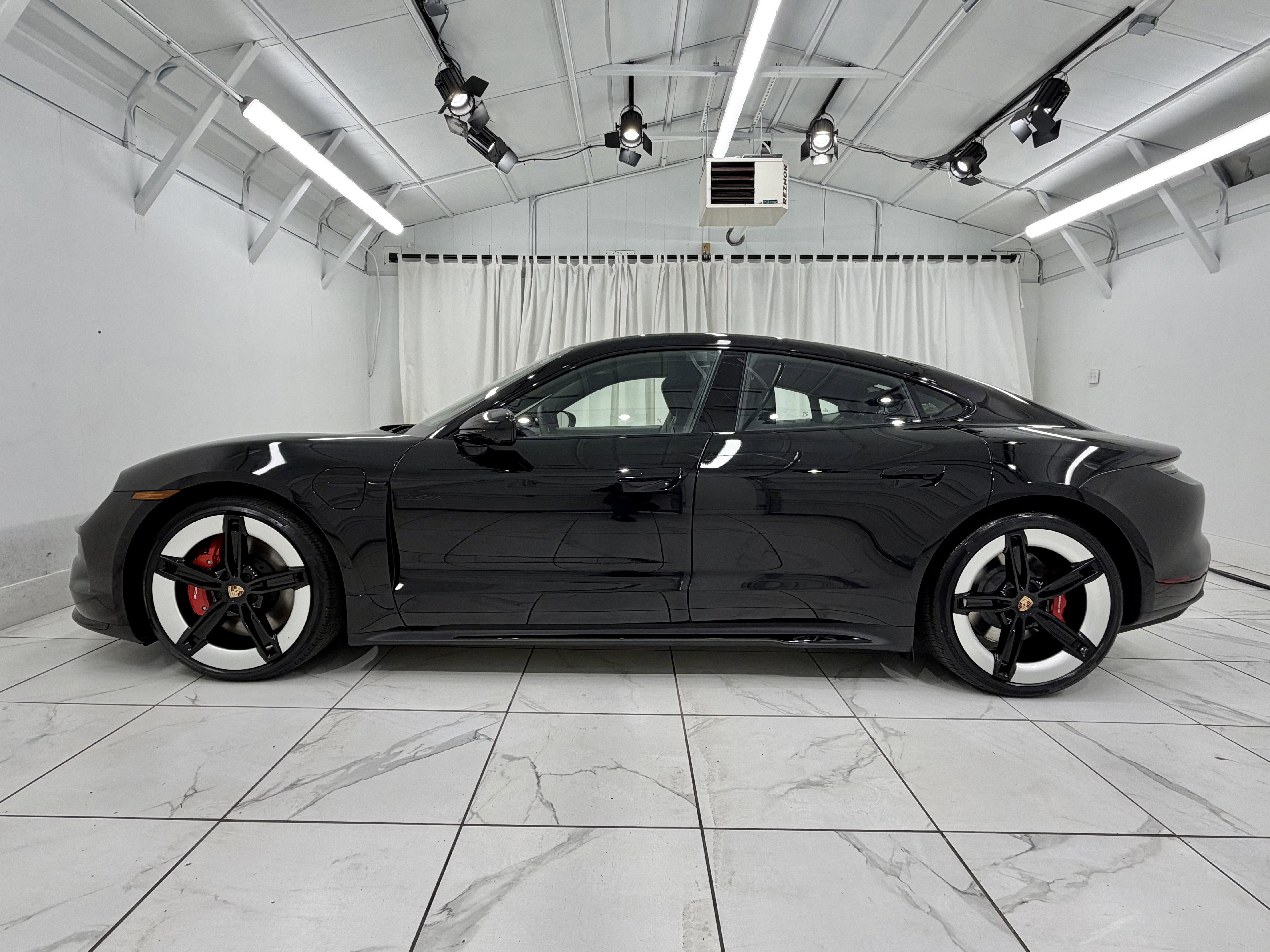 New 2026 Porsche Taycan GTS image 2