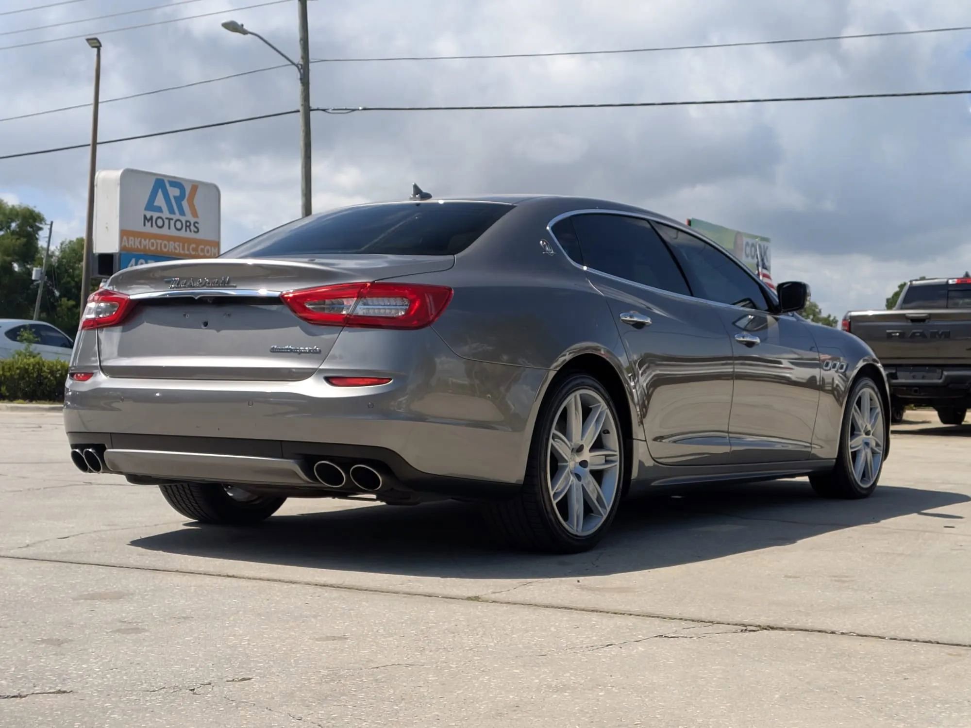 Used 2016 Maserati Quattroporte S RWD image 3