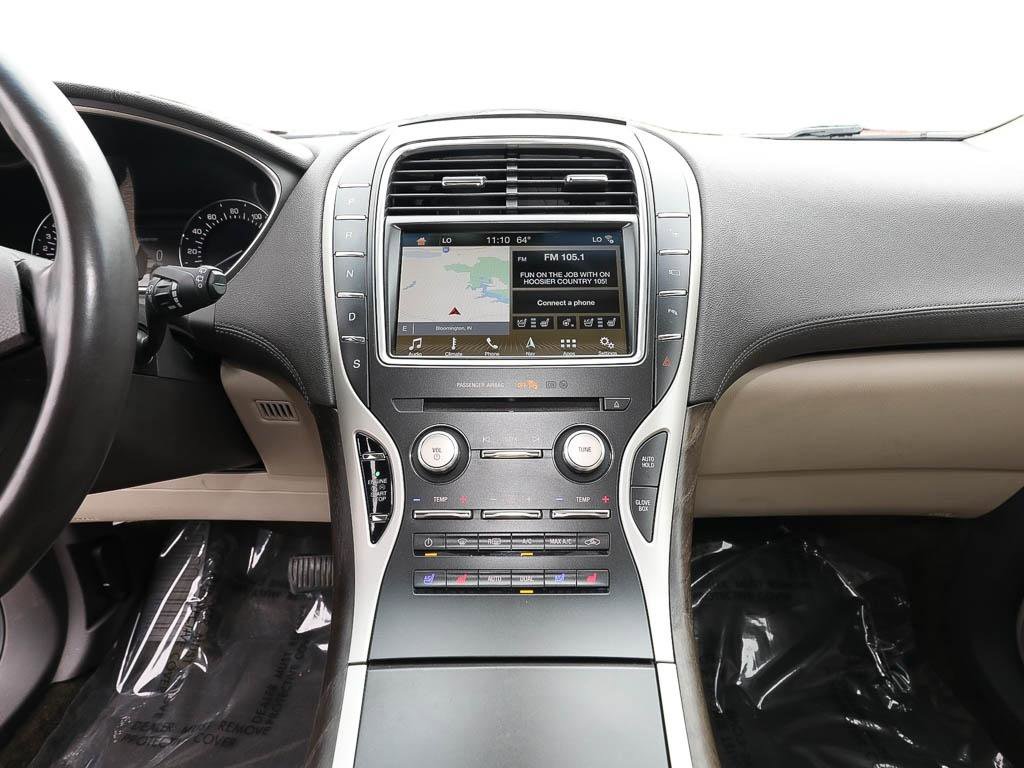 Used 2017 Lincoln MKX Reserve w/ Luxury Package AWD/4WD image 16