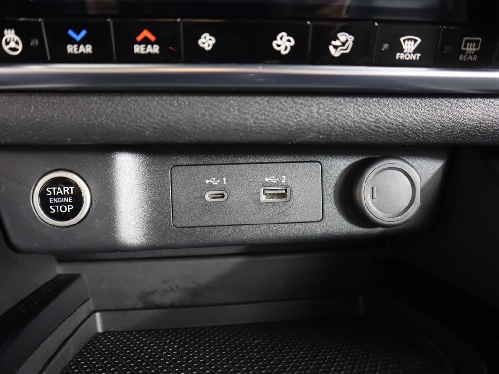 Used 2023 Nissan Rogue SL w/ SL Premium Package image 54