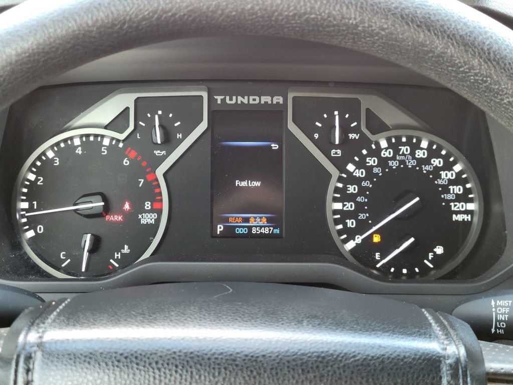 Used 2023 Toyota Tundra SR5 w/ SR5 Convenience Package AWD/4WD image 30