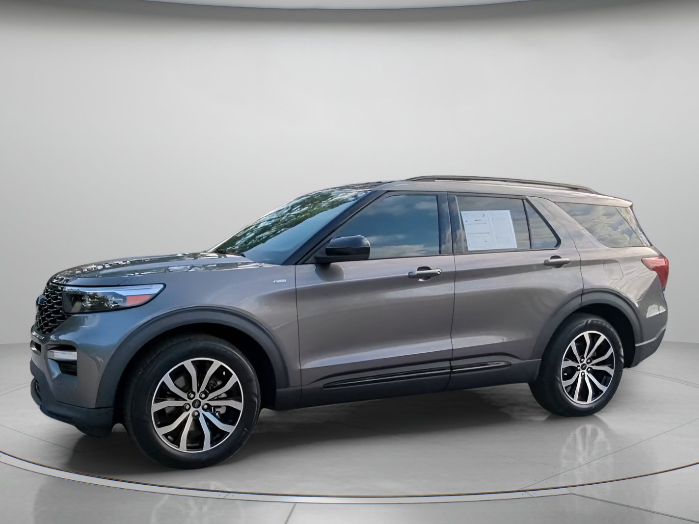 Certified 2023 Ford Explorer ST-Line w/ Class IV Trailer Tow Package RWD image 14