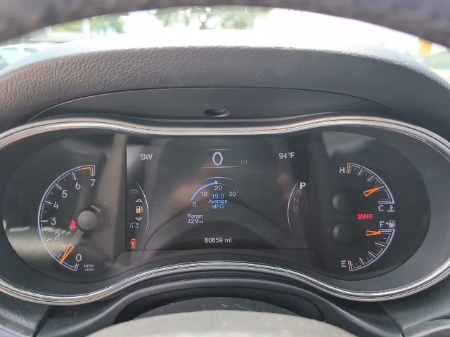 Used 2018 Jeep Grand Cherokee Laredo RWD image 12